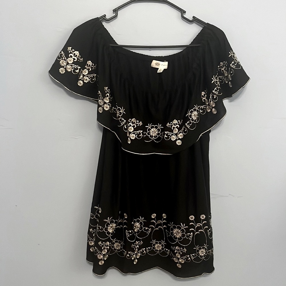 Black embroidery top, size XL